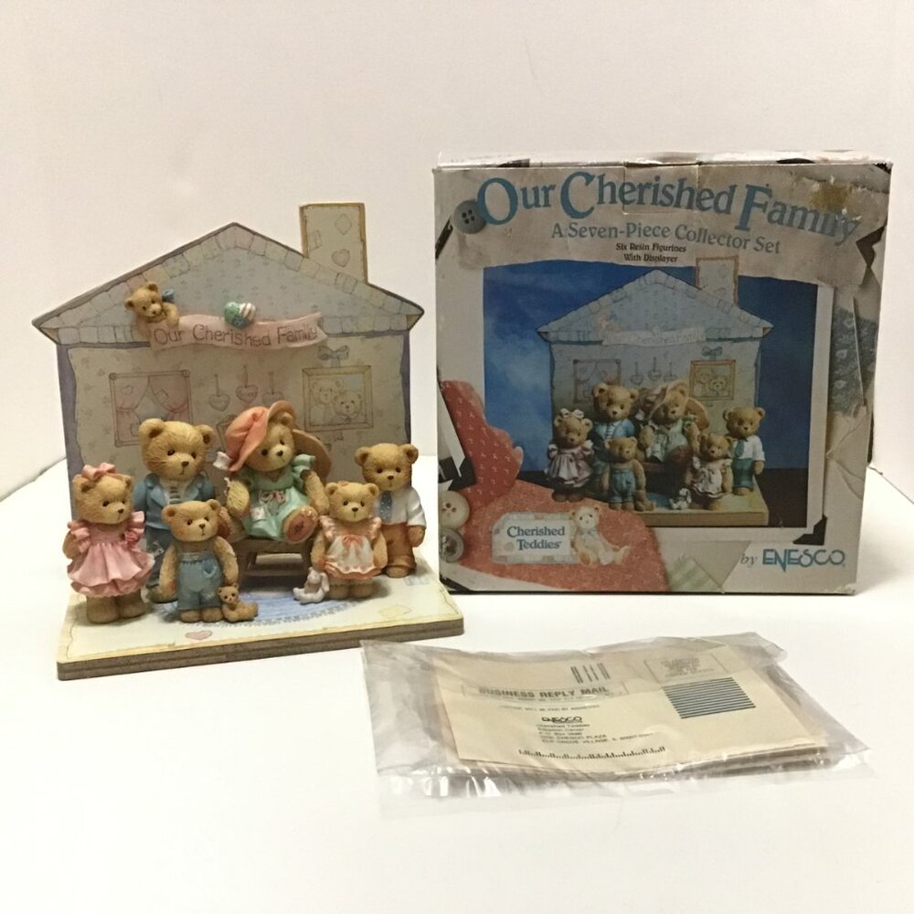 Cherished Teddies 651125 Our Cherished Family A Seven Piece Collector Set Vtg - Picture 4 of 8